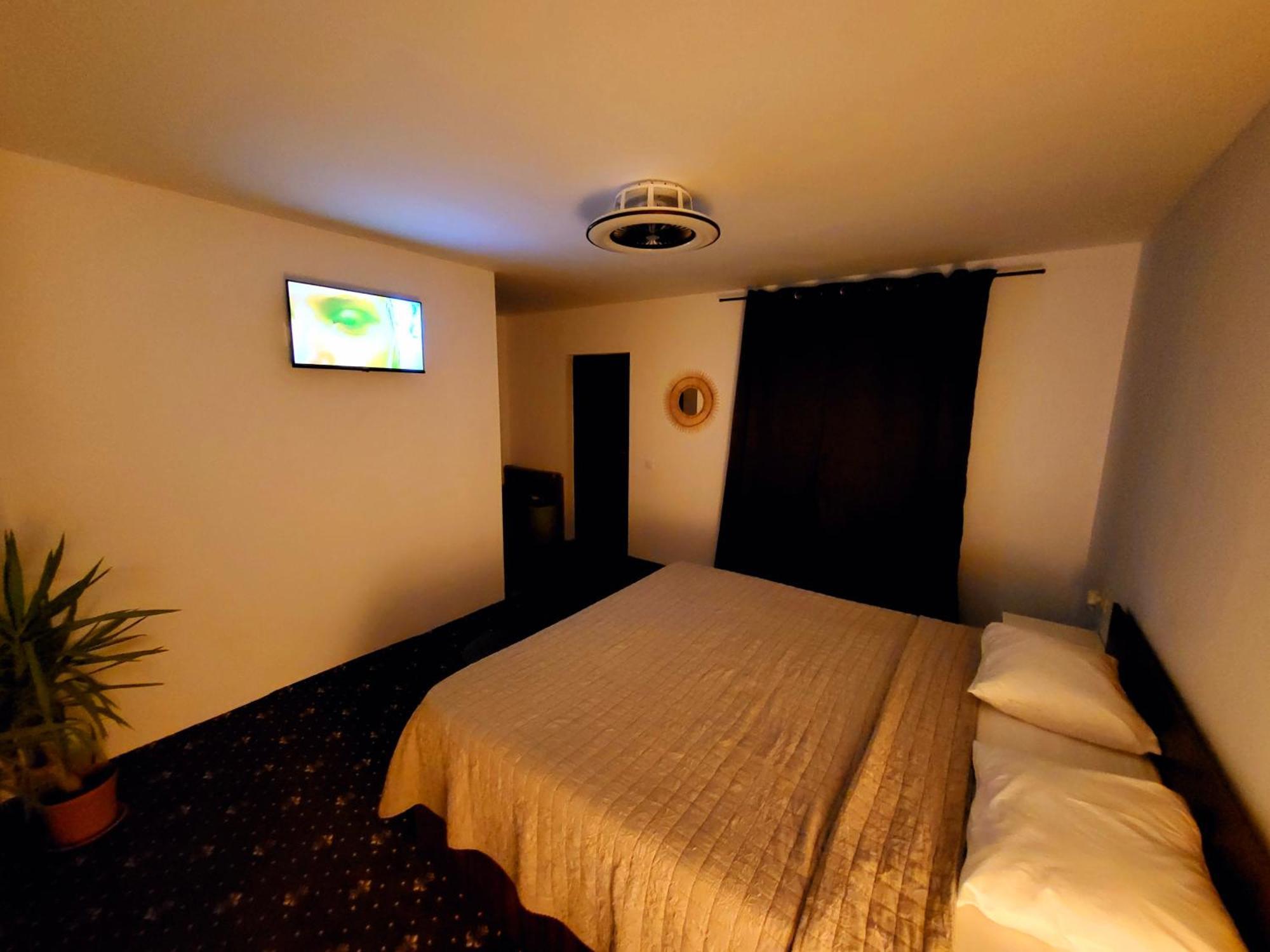 Forest Inn Izvorani Dış mekan fotoğraf